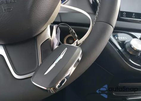 2025 Chrysler Pacifica Select из США, поврежденный, VIN 2C4RC1BG1SR612117